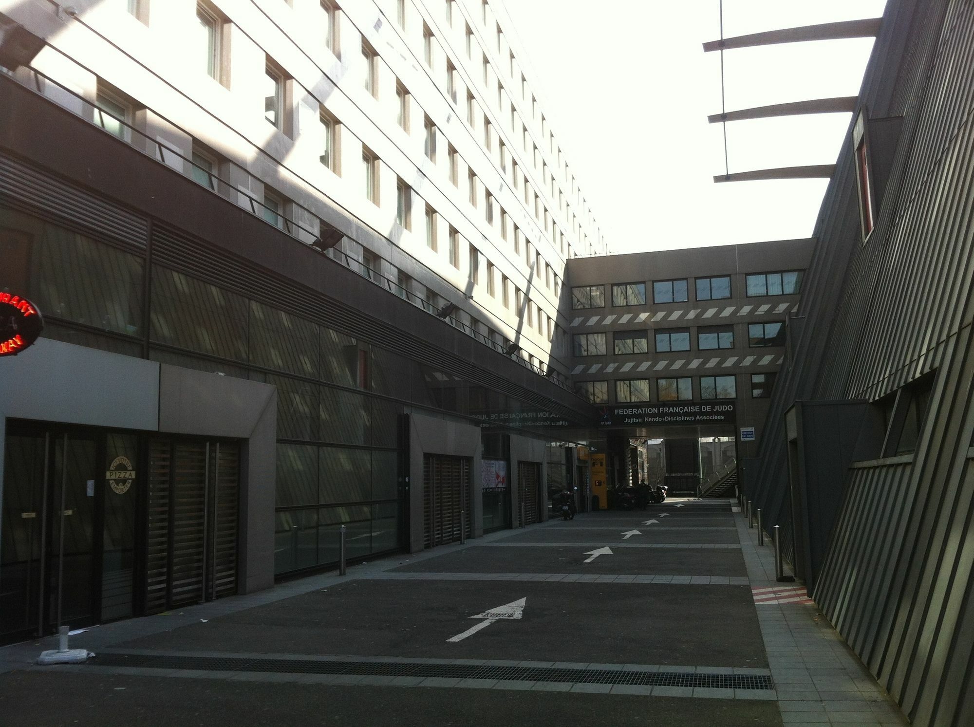 Hotelf1 Paris Porte De Chatillon Luaran gambar